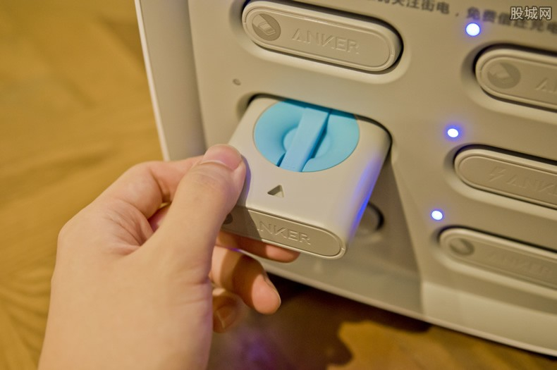 共享充電寶該如(rú)何破局 下一步該往哪走？